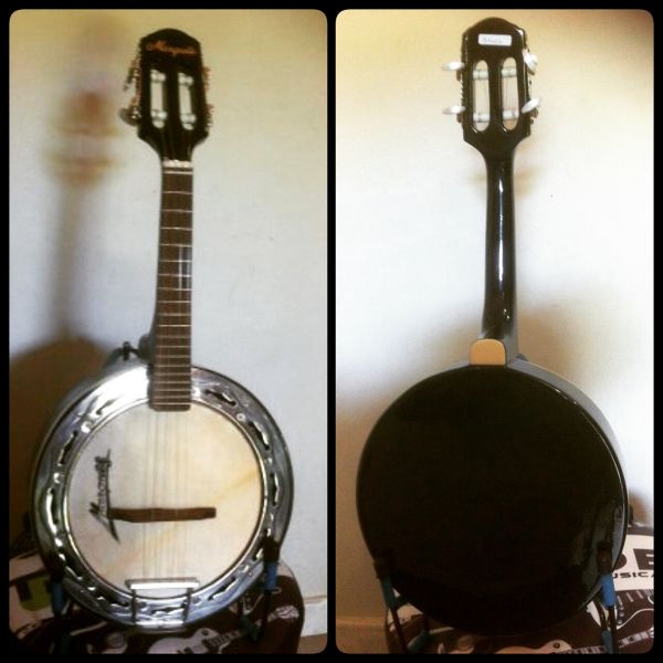 Banjo Marquês Preto Caixa em Madeira  - BM 01