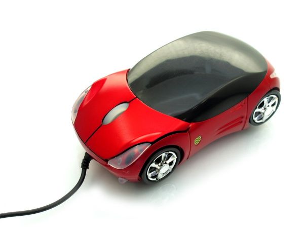 Mouse de carro vermelho